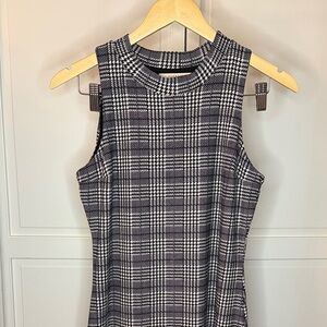 EUC Lucy Love Herringbone Plaid Dress Size Medium